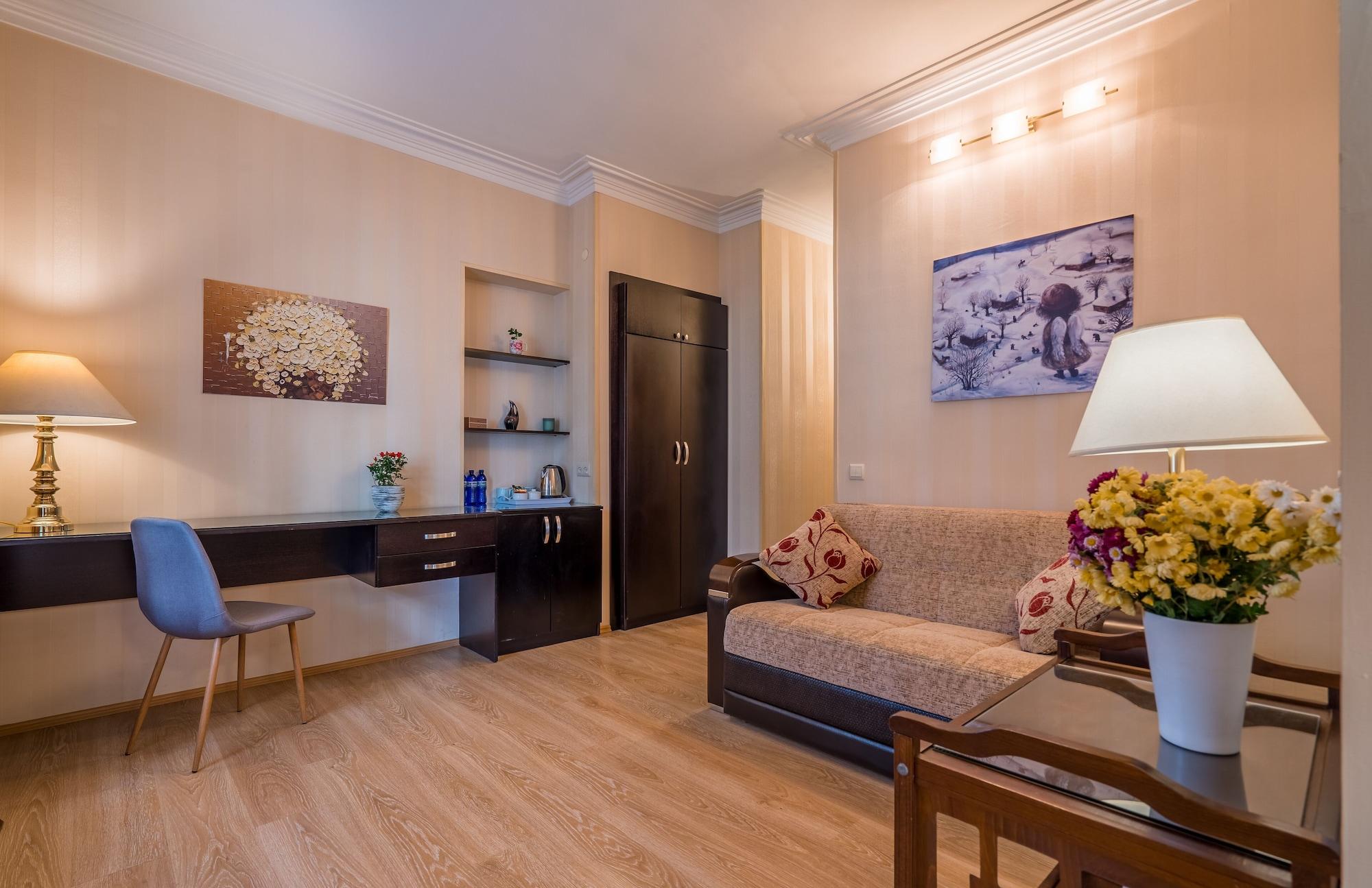 Iliani Hotel Tbilisi Ngoại thất bức ảnh