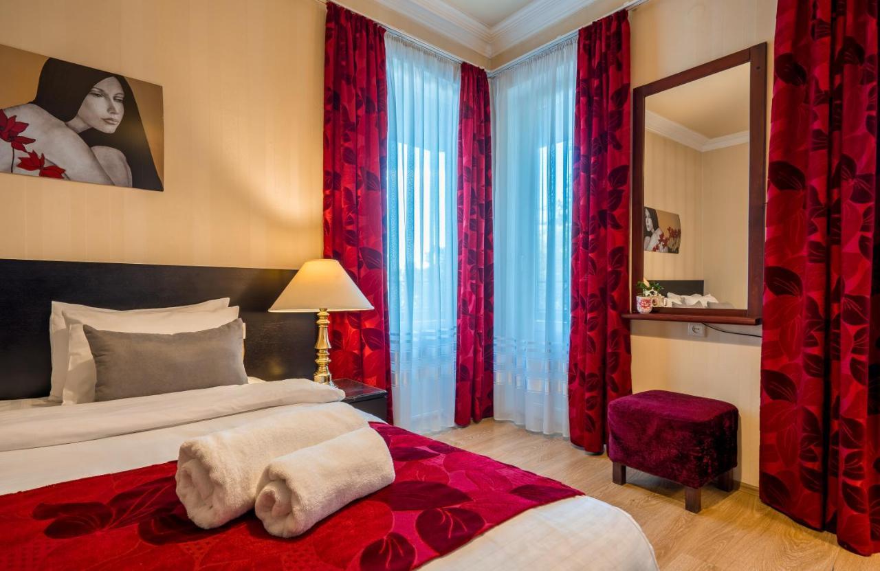 Iliani Hotel Tbilisi Ngoại thất bức ảnh